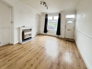 Lounge- click for photo gallery